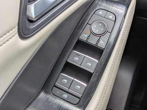 Used 2024 Nissan Rogue SL FWD image 28