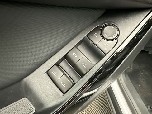 New 2026 Chevrolet Equinox LT w/ Midnight Edition AWD/4WD image 20