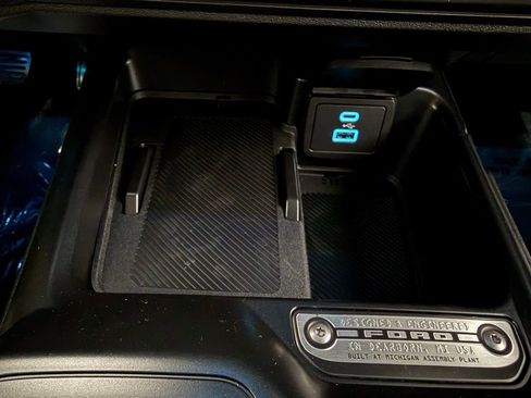 New 2025 Ford Bronco Outer Banks image 38