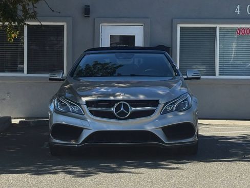 Used 2017 Mercedes-Benz E 400 Cabriolet image 2