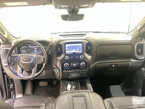Certified 2020 GMC Sierra 3500 Denali w/ Denali Ultimate Package AWD/4WD image 20