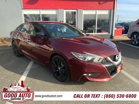 Used 2017 Nissan Maxima 3.5 S image 3