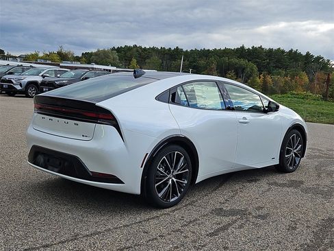 New 2026 Toyota Prius AWD image 2