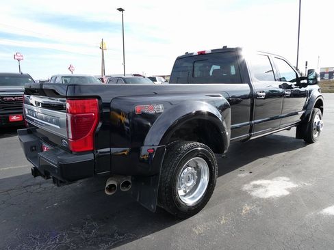 Used 2022 Ford F450 Platinum w/ FX4 Off-Road Package image 6