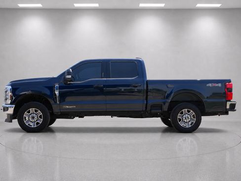 Used 2024 Ford F250 Lariat AWD/4WD image 6