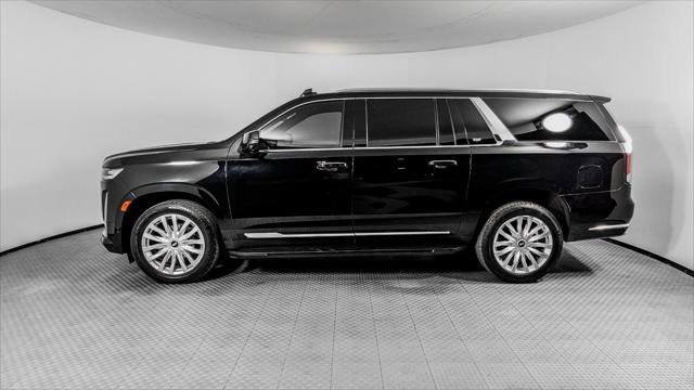 Used 2022 Cadillac Escalade ESV Luxury RWD image 3