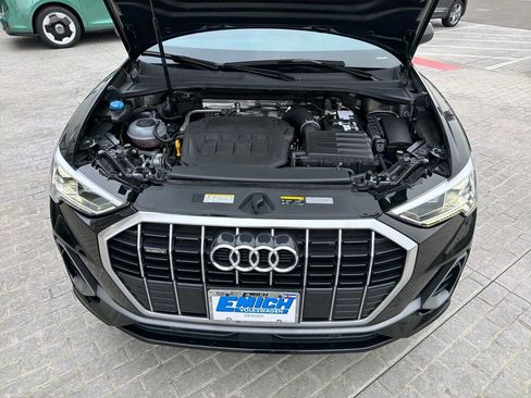 Used 2024 Audi Q3 2.0T Premium w/ Convenience Package image 21