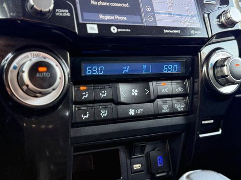 Used 2024 Toyota 4Runner TRD Pro AWD/4WD image 29