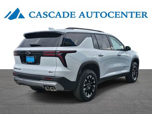 New 2026 Chevrolet Traverse Z71 w/ Enhanced Driving Package AWD/4WD image 5