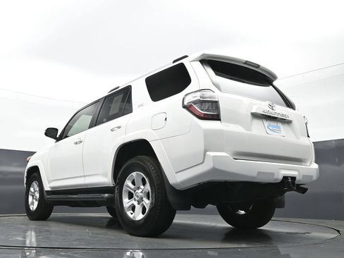 Used 2023 Toyota 4Runner SR5 Premium w/ Moonroof Package RWD image 30
