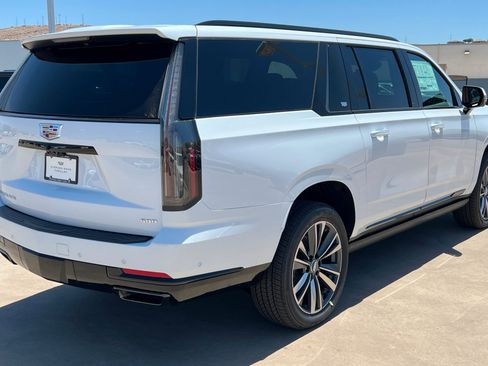 New 2026 Cadillac Escalade ESV Sport w/ Touring Package AWD/4WD image 6