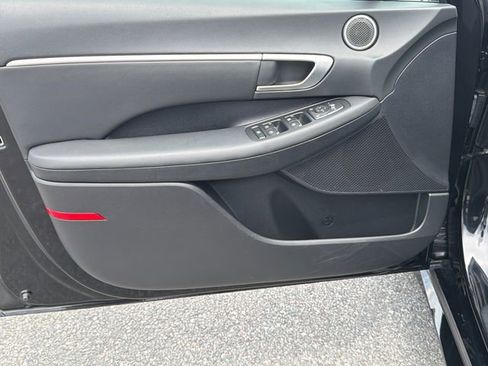 Used 2025 Hyundai Sonata SEL FWD image 10