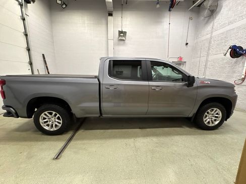Used 2020 Chevrolet Silverado 1500 RST AWD/4WD image 3