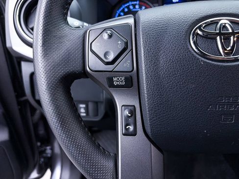 Used 2023 Toyota Tacoma TRD Sport AWD/4WD image 27