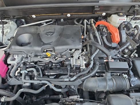 Used 2021 Toyota Venza XLE w/ Softex Package image 35