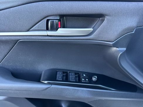 Used 2025 Toyota Camry LE FWD image 10