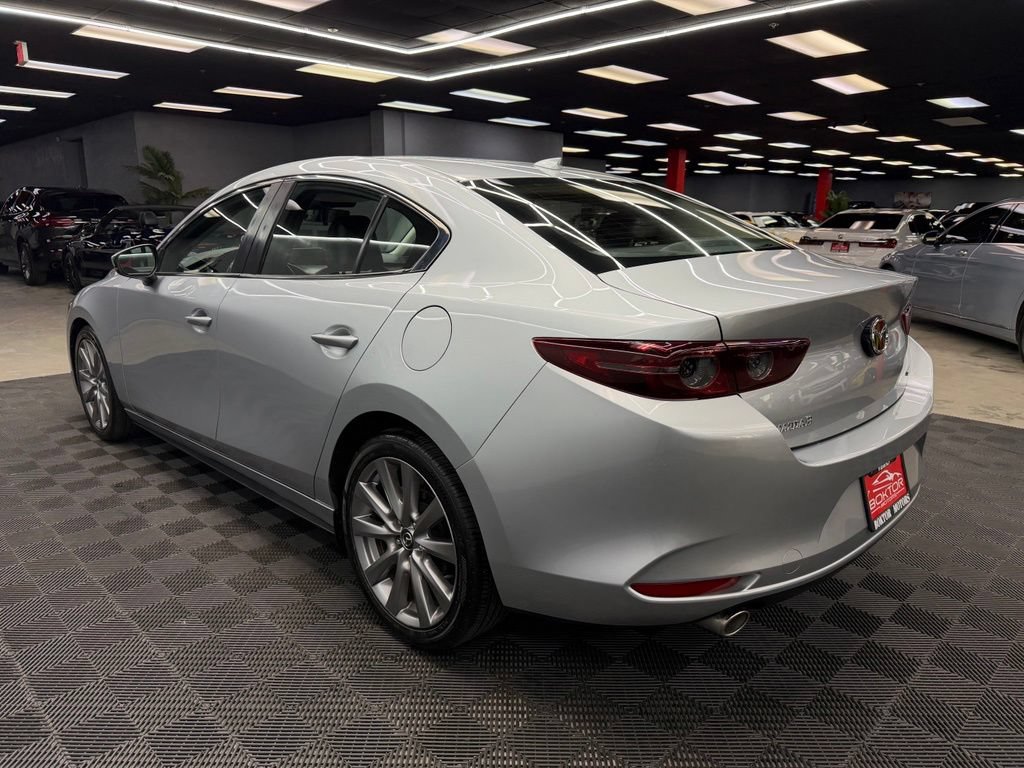 Used 2020 MAZDA MAZDA3 Sedan w/ Preferred Package FWD image 11