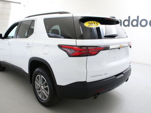 Used 2023 Chevrolet Traverse LT w/ LPO, Floor Liner Package AWD/4WD image 7