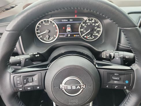 Certified 2023 Nissan Rogue SL AWD/4WD image 20