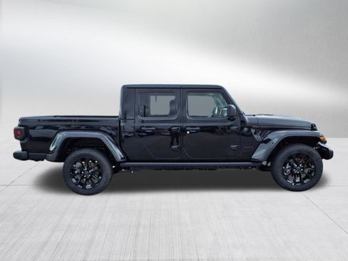New 2025 Jeep Gladiator Sport image 9