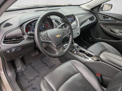 Used 2024 Chevrolet Malibu LT image 9