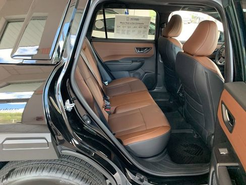 New 2026 Subaru Outback Touring AWD/4WD image 18
