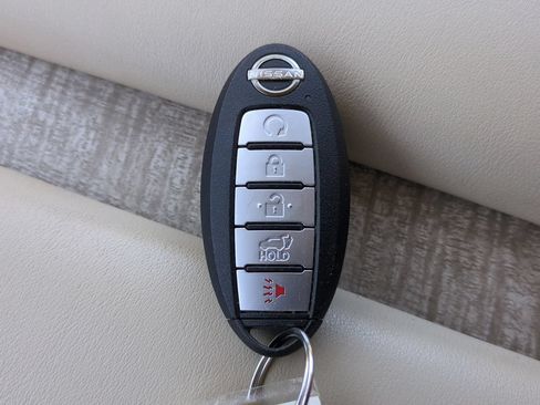Used 2024 Nissan Murano SL FWD image 30