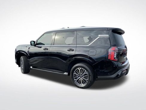 New 2025 Nissan Armada SL w/ Captain's Chari Seat Package image 3