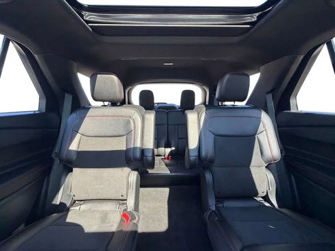 Used 2023 Ford Explorer ST-Line w/ Class IV Trailer Tow Package AWD/4WD image 28