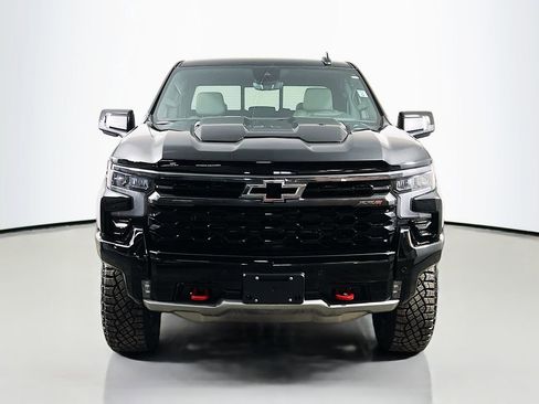 Used 2026 Chevrolet Silverado 1500 ZR2 image 2