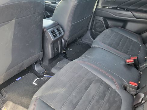 Used 2022 Mitsubishi Outlander LE AWD/4WD image 24