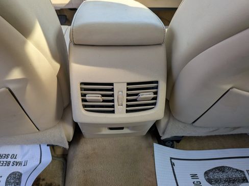 Used 2013 Lexus ES 350 w/ Premium Pkg FWD image 40