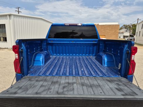 Used 2022 Chevrolet Silverado 1500 RST AWD/4WD image 10