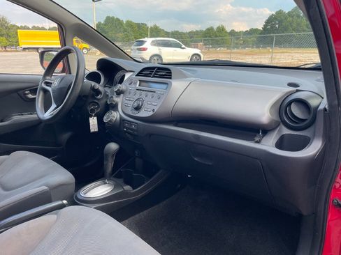 Used 2013 Honda Fit image 22