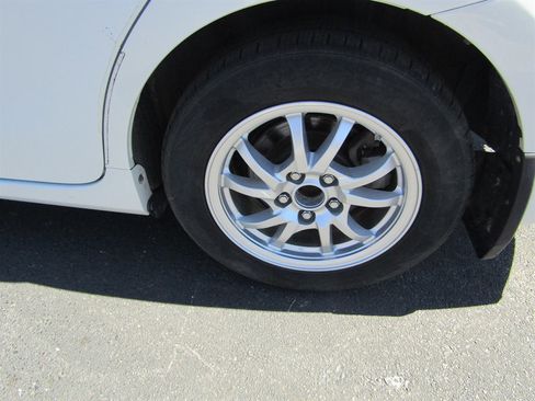 Used 2014 Toyota Prius V Two image 14