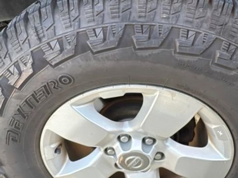 Used 2012 Nissan Frontier SV RWD image 14