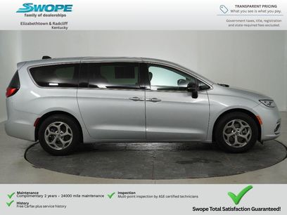 Used 2024 Chrysler Pacifica Limited