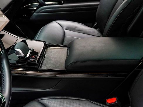 Used 2024 Land Rover Range Rover Sport Dynamic SE image 22