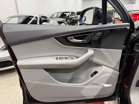 Used 2019 Audi Q7 3.0T Premium Plus AWD/4WD image 16