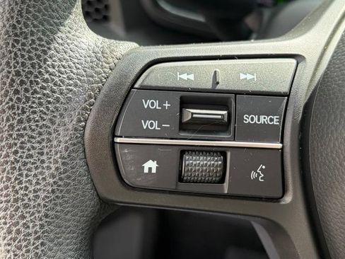Used 2023 Honda CR-V EX image 17