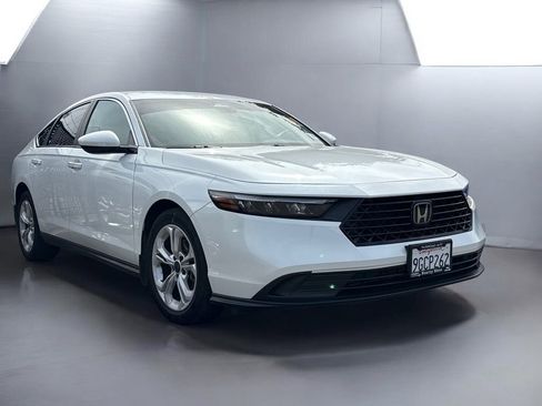 Used 2023 Honda Accord LX image 23