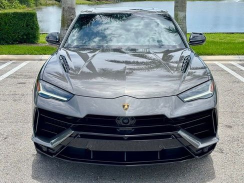 Used 2024 Lamborghini Urus S AWD/4WD image 2