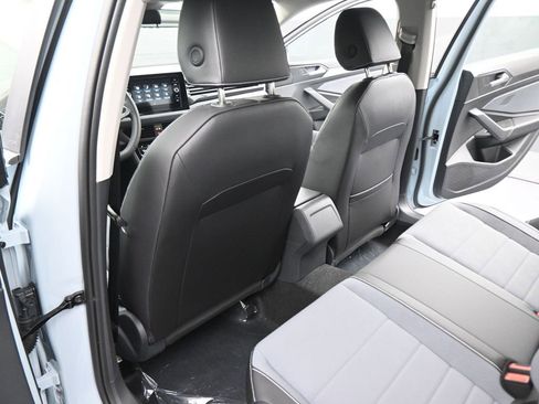 New 2025 Volkswagen Jetta SE image 38