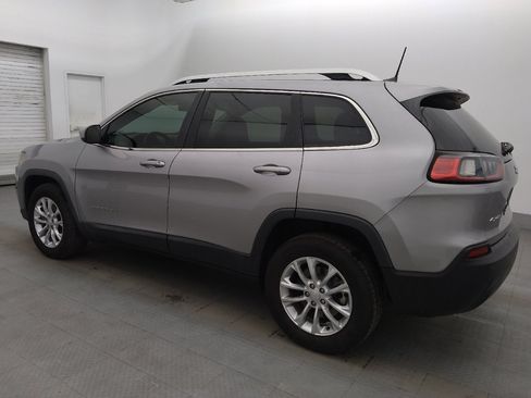 Used 2019 Jeep Cherokee Latitude w/ Popular Appearance Group AWD/4WD image 3
