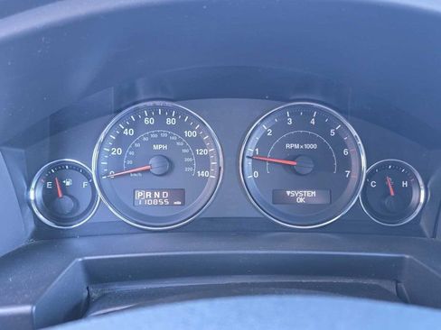 Used 2008 Jeep Commander Sport image 11