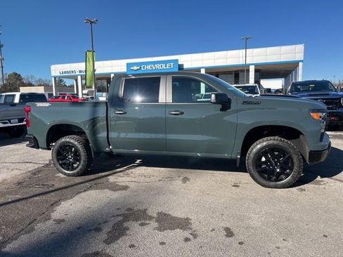 New 2026 Chevrolet Silverado 1500 Custom Trail Boss w/ LPO, Dark Essentials Package image 2