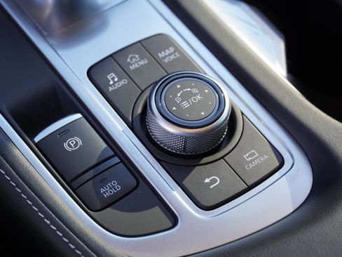 Certified 2024 INFINITI QX60 Luxe w/ Performance Audio Package image 14