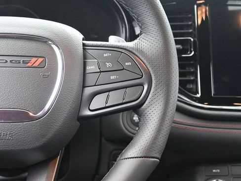 Used 2025 Dodge Durango GT w/ Blacktop Package AWD/4WD image 31