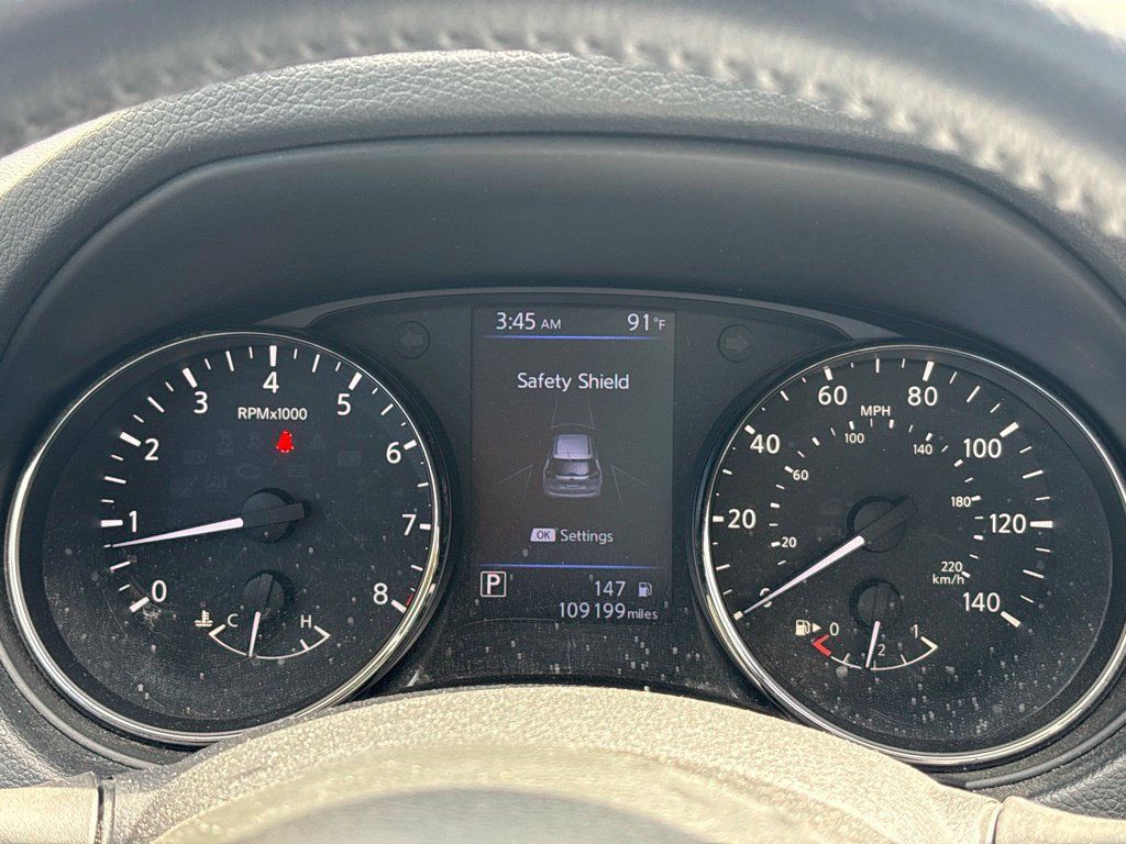 Used 2018 Nissan Rogue SV FWD image 22