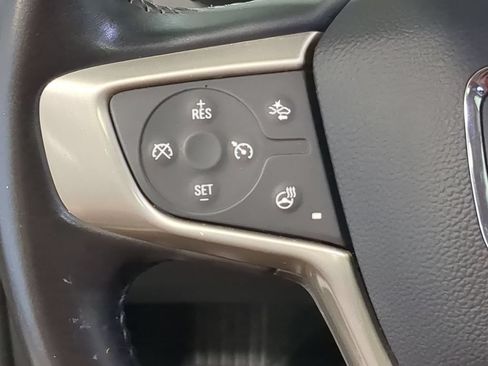 Used 2021 GMC Acadia Denali w/ Denali Ultimate Package AWD/4WD image 29